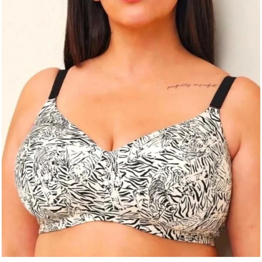 TORRID Dream Wire-Free Bra 38D Stripe Tigers White/Black - Picture 2 of 8